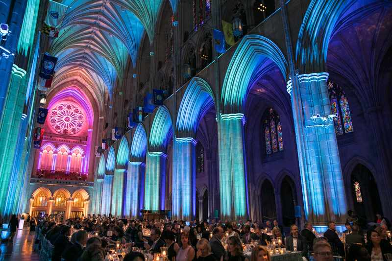 Cena en la Catedral Nacional de Washington - Lugar de reunión único en Washington, DC