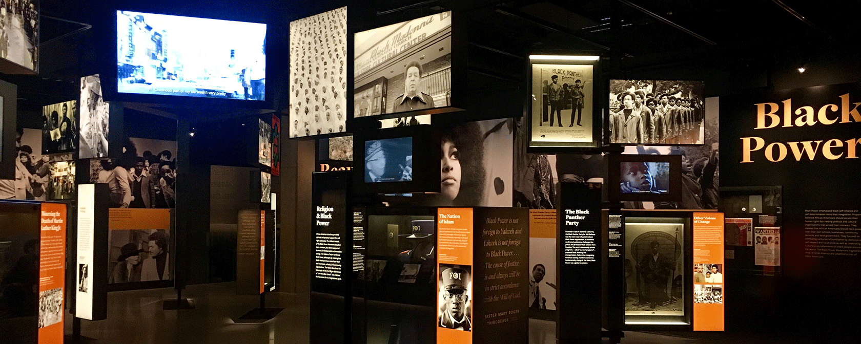 国立アフリカ系アメリカ人歴史文化博物館の内部