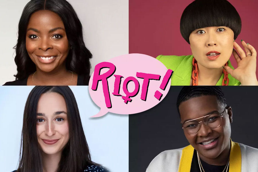 活動“RIOT!”中四位女性的海報有趣的女人站起來'