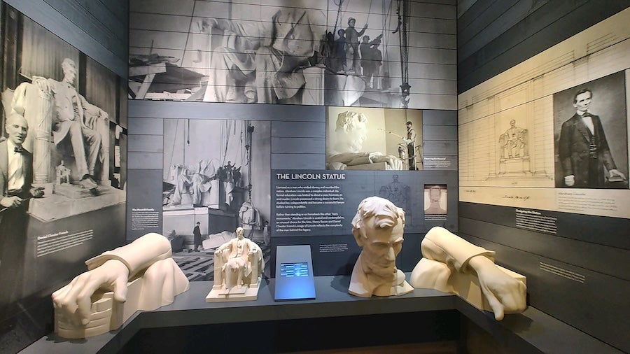 Inside gallery of the Lincoln Memorial Undercroft 