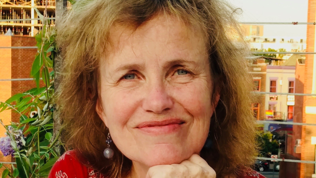 Tiny House Plays: The Power Behind the Comb - Vimarsana News