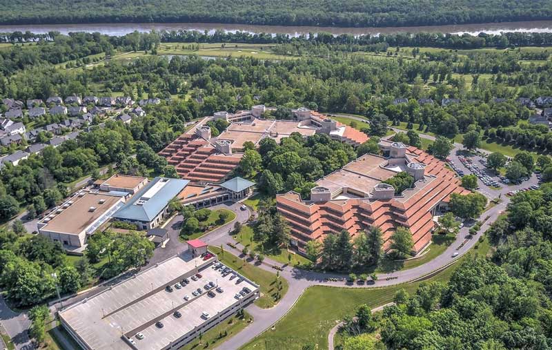 Vista aérea do National Conference Center - Espaço verde para reuniões e conferências na Virgínia do Norte, perto de Washington, DC