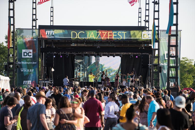 DCJazzFest中の埠頭でのコンサート-ワシントンDCでの夏のフェスティバルは見逃せません