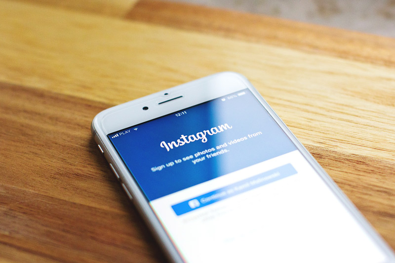 Instagram sur téléphone portable