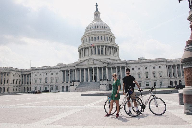 @henrymathews - Couple on bicycle tour in front of the U.S. Capitol - Outdoor date ideas in DC