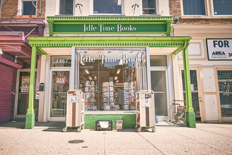 Idle Time Books in Adams Morgan - Что посмотреть и чем заняться в Adams Morgan - Вашингтон, округ Колумбия