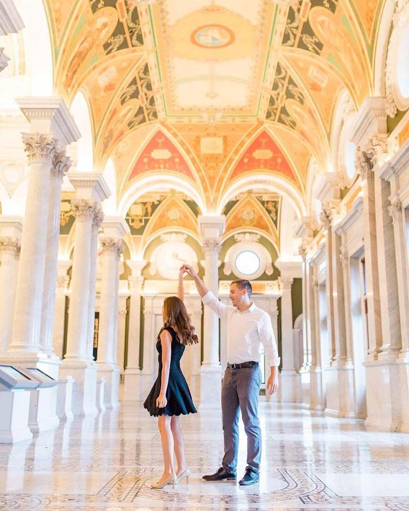 @misstomrsp - Couple at the Library of Congress on Capitol Hill - Free attractions in Washington, DC
