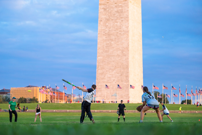 @pdiddypics - Playing softball on the National Mall - Outdoor activities in Washington, DC
