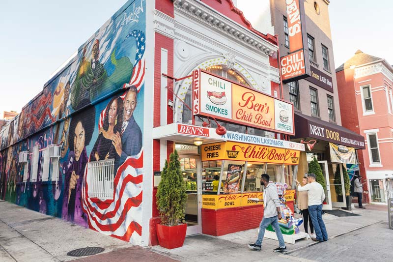 Ben's Chili Bowl en el vecindario U Street de DC: dónde disfrutar de comidas americanas en Washington, DC