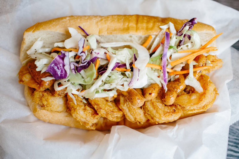 Shrimp po' boy de Puddin' at Union Market - La meilleure nourriture à la halle alimentaire Union Market à DC