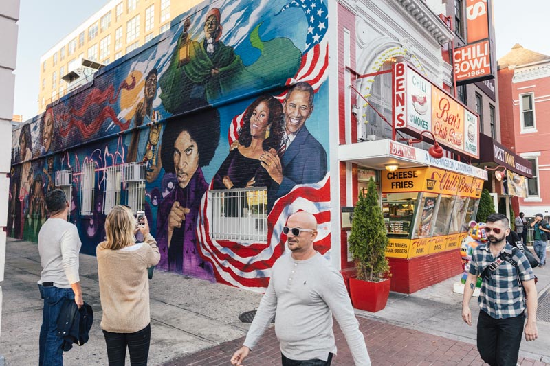 U Street Mural en Ben's Chili Bowl - Arte callejero y murales en Washington, DC