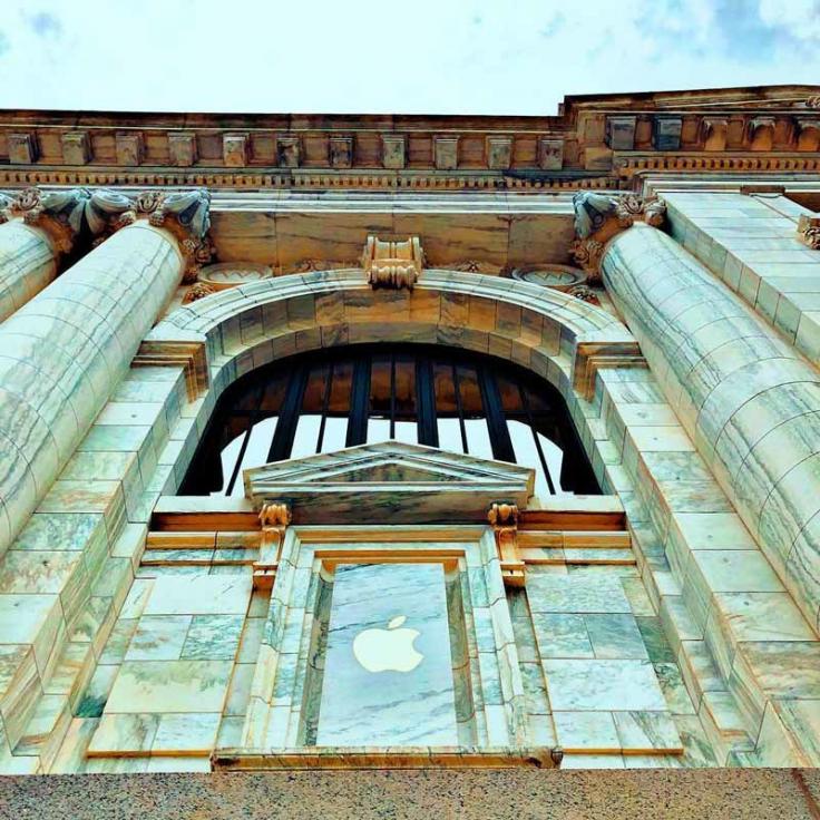 @rbaumga77 - 華盛頓特區弗農山廣場歷史悠久的卡內基圖書館 Apple Store 的外觀
