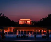 @jonahmanningphoto - Lincoln Memorial at Sunset