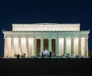 Lincoln Memorial at night
