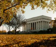 Lincoln Memorial during fall