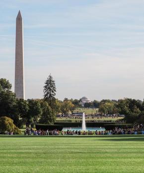 @abroadwife - View of National Mall from South Lawn during White House Garden Tour - Free activities in Washington, DC