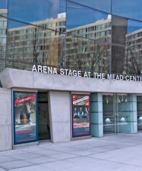 Haupteingang Arena Bühne Stage