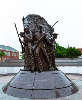 非裔美國人內戰紀念雕像