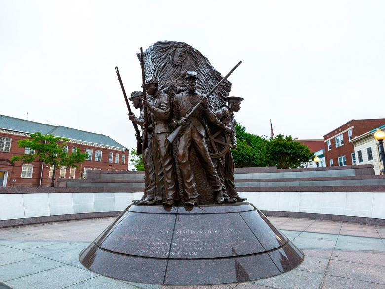 Estatua conmemorativa de la guerra civil afroamericana