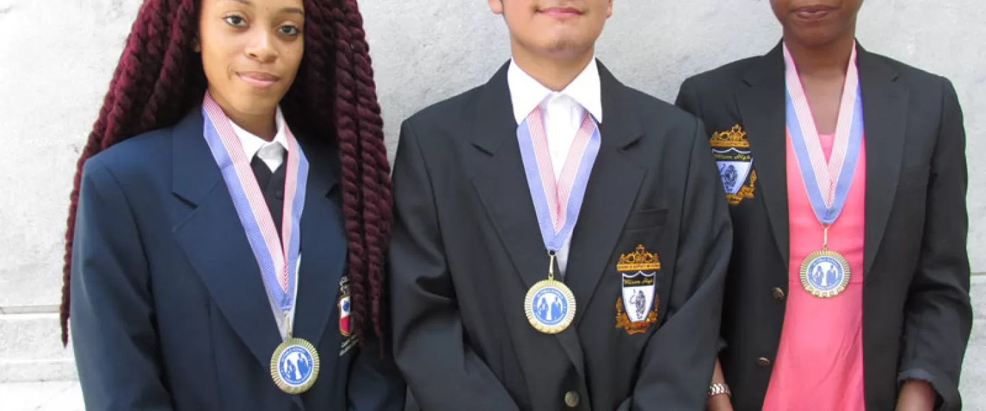 American Experience Foundation - Scholarships and Internships