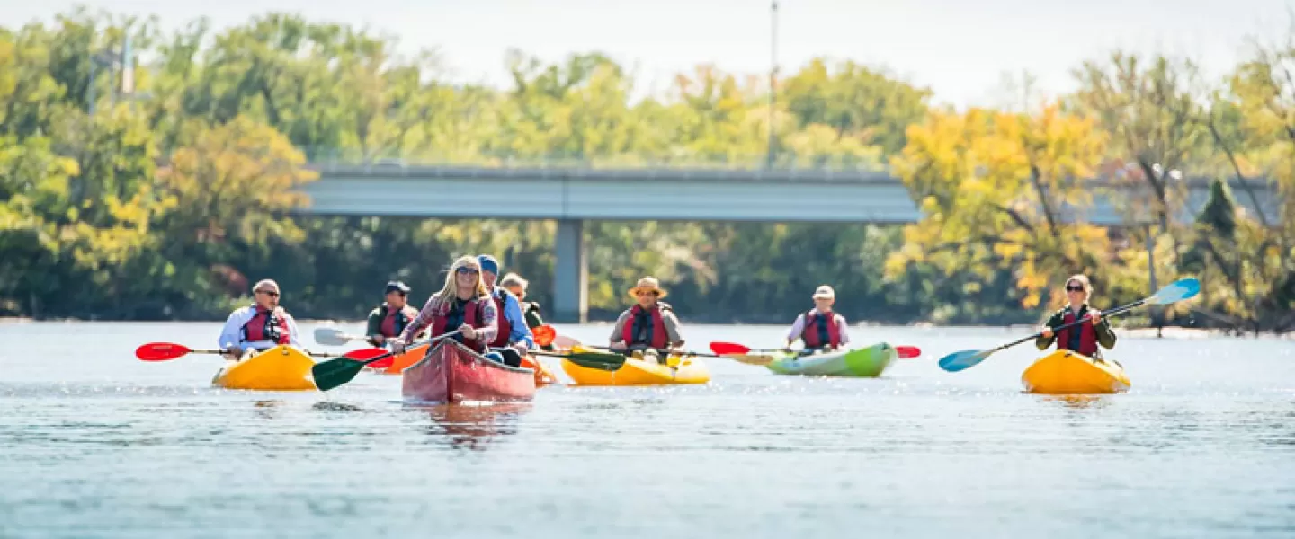 Kayak en la ribera del Capitolio: actividades para toda la familia y en la ribera en Washington, DC