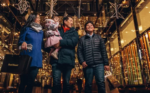 Familieneinkauf im Stadtzentrum von DC