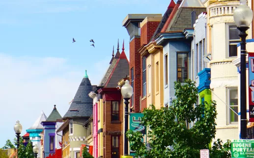 Devantures colorées dans le quartier d'Adams Morgan