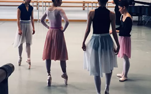 Grupo de bailarines de ballet