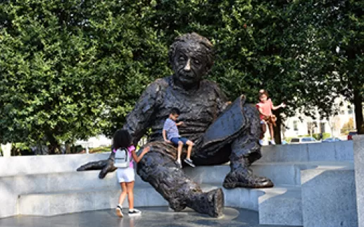 Monumento a Einstein