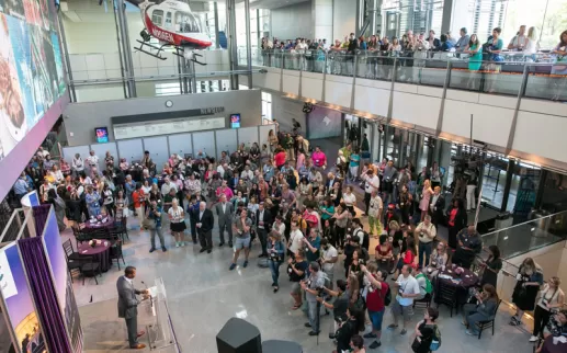 Утреннее мероприятие в Newseum - уникальное место для встреч в Вашингтоне, округ Колумбия