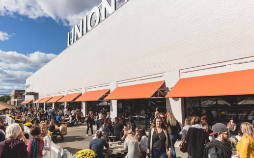 Union Market в NoMa - Фуд-холл и торговый центр в Вашингтоне, округ Колумбия