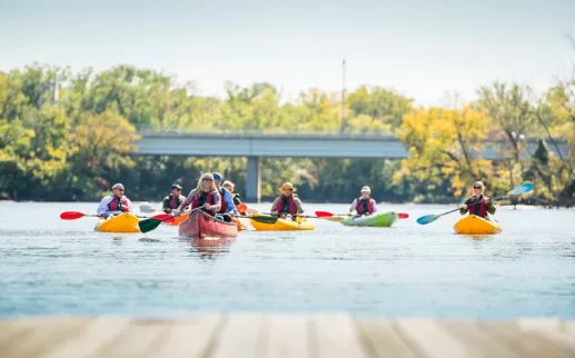 Kajakfahren am Capitol Riverfront - familienfreundliche Aktivitäten am Wasser in Washington, DC