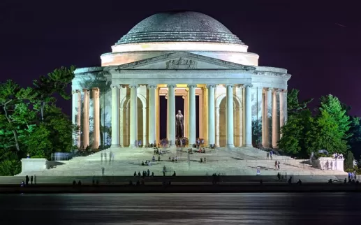 @roy_howell4 - Nachts im Jefferson Memorial - Denkmäler und Denkmäler in Washington, DC