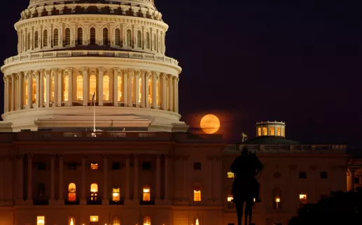 미국 국회 의사당-보름달-워싱턴 DC