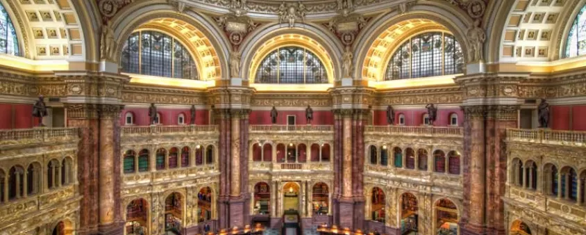 Hauptlesesaal der Library of Congress im Thomas Jefferson Building - größte Bibliothek der Welt in Washington, DC,