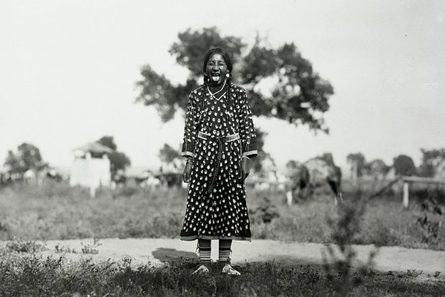 Art from 'InSight: Photos and Stories from the Archives'