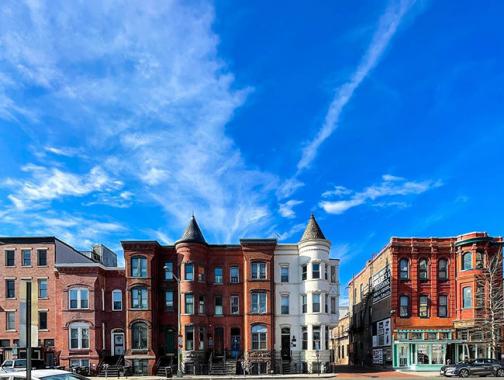 @feisty_foreigner - DC row homes and businesses 