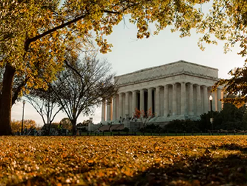 Lincoln Memorial during fall