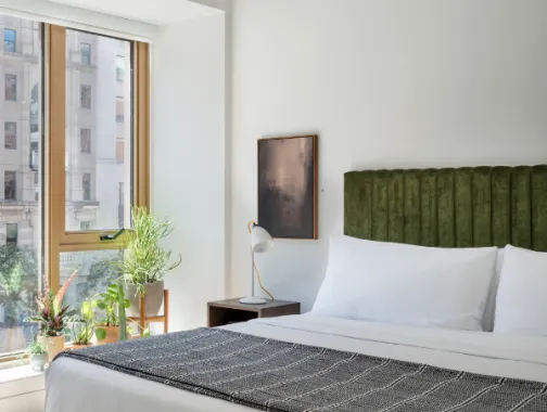 ROOST White House hotel room