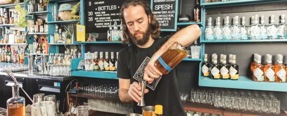 聯合市場附近的棉花和里德釀酒廠的調酒師 - 華盛頓特區及其周邊的釀酒廠