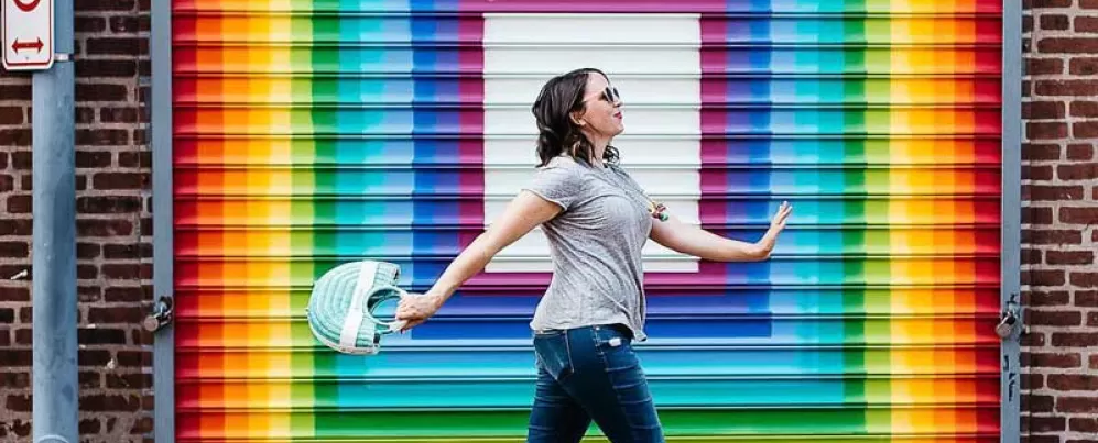 @beautifulpaper - Mural 'LOVE' no Blagden Alley de Shaw - Coisas coloridas para fazer em Washington, DC