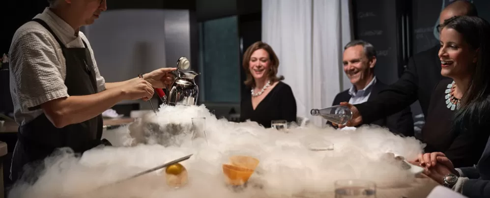 José Andrés 的迷你酒吧 - 華盛頓特區的豪華約會理念