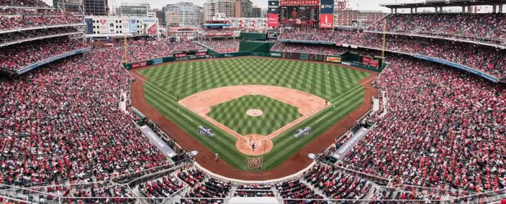 Juego de los Washington Nationals en el Nationals Park - Béisbol en Washington, DC