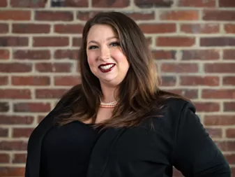 headshot of Elizabeth Sheridian